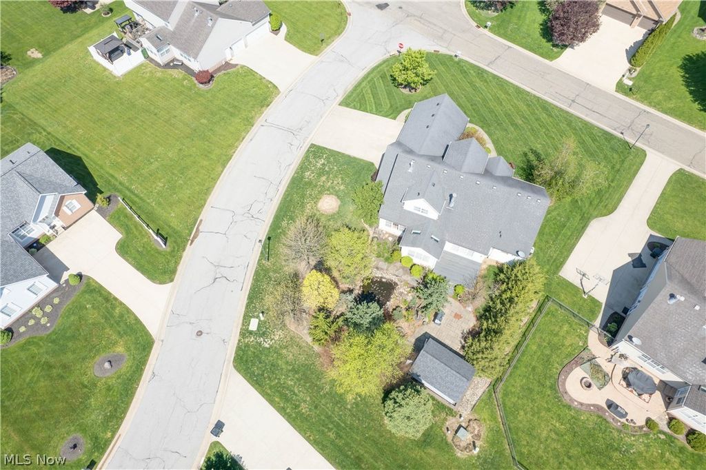 Photo of 1204 Stone Crossing Street NE, Canton, OH 44721 (MLS # 5203446)