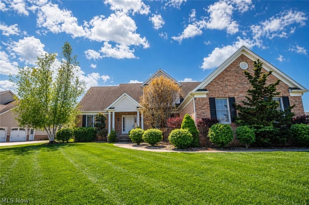 Photo of 1204 Stone Crossing Street NE, Canton, OH 44721 (MLS # 5203446)