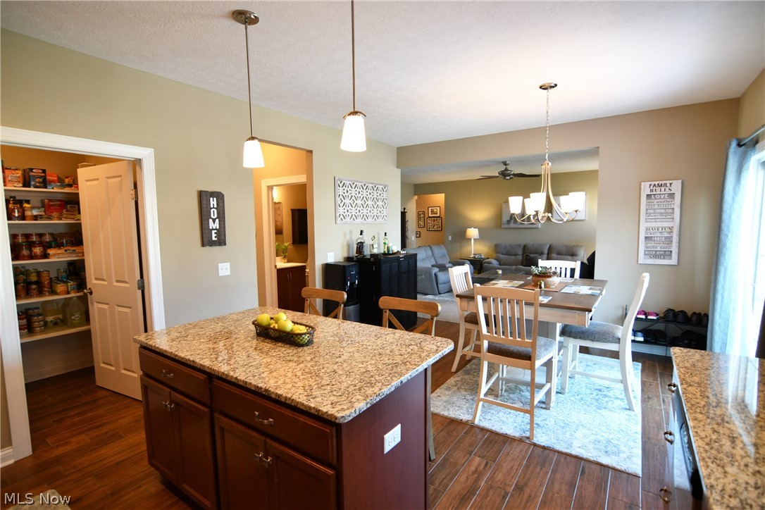 Emerald Estates 07 - Residential