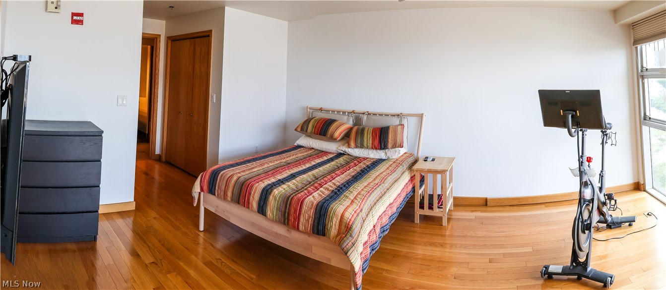 Pinnacle Condo - Residential