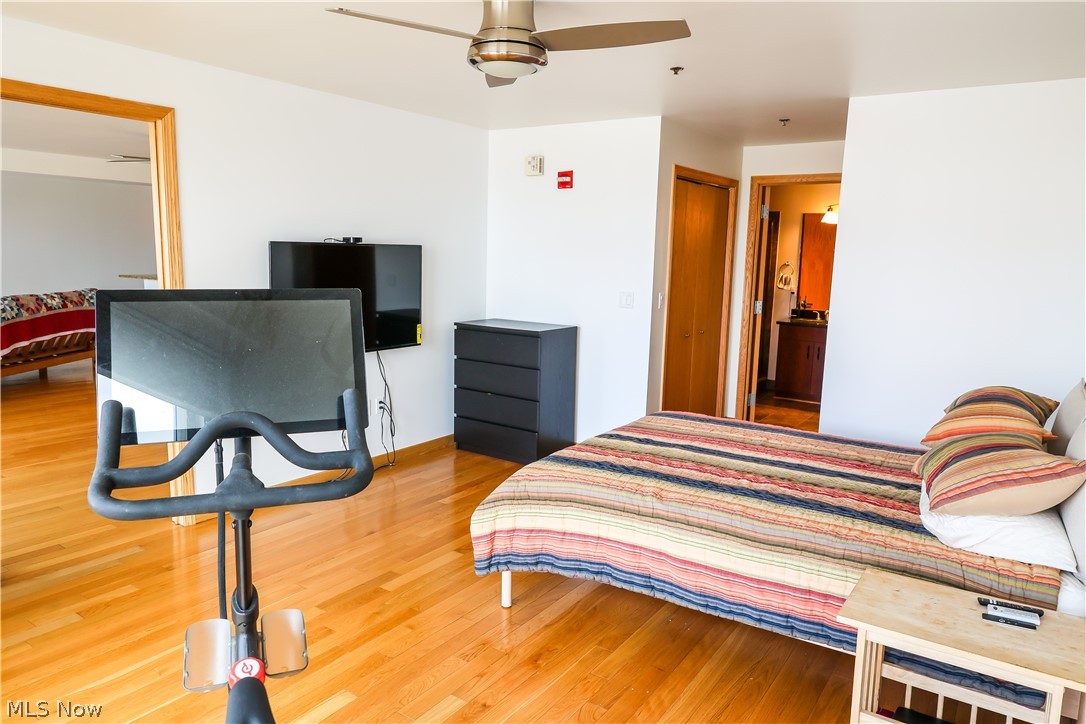 Pinnacle Condo - Residential