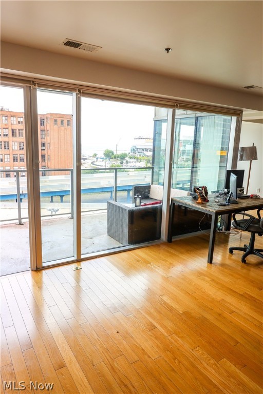 Pinnacle Condo - Residential