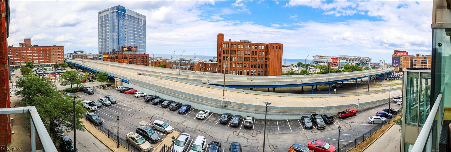 Pinnacle Condo - Residential