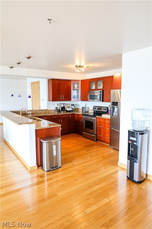 Pinnacle Condo - Residential