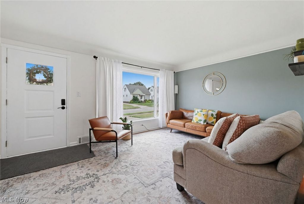Photo of 2510 Stanfield Drive, Parma, OH 44134 (MLS # 5223095)
