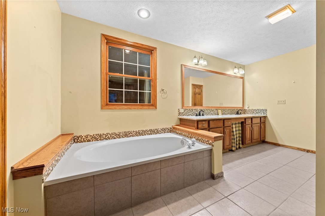 Woods of Williamsburg - Residential