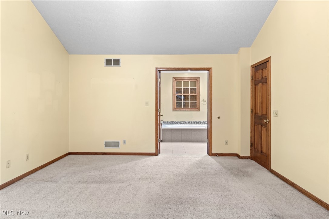 Woods of Williamsburg - Residential