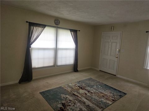 Tiny photo for 2407 27th Street, Cuyahoga Falls, OH 44223 (MLS # 5227134)