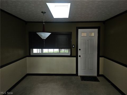 Tiny photo for 2407 27th Street, Cuyahoga Falls, OH 44223 (MLS # 5227134)