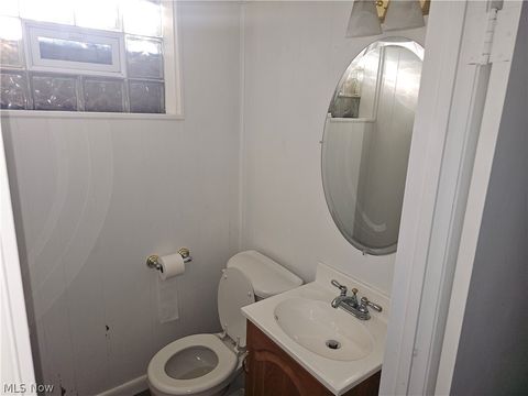 Tiny photo for 2407 27th Street, Cuyahoga Falls, OH 44223 (MLS # 5227134)