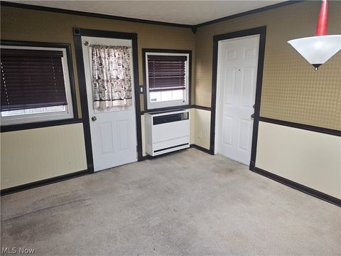 Tiny photo for 2407 27th Street, Cuyahoga Falls, OH 44223 (MLS # 5227134)