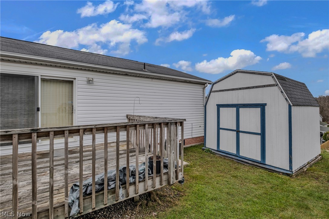 Lakeside Terrace - Residential