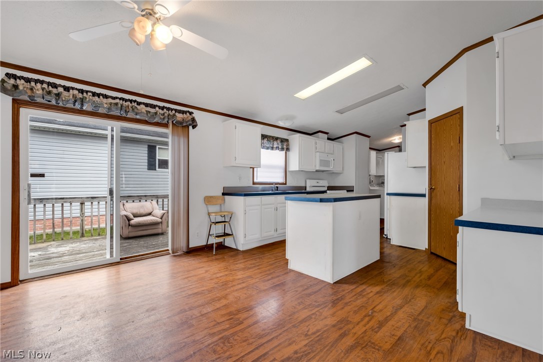 Lakeside Terrace - Residential