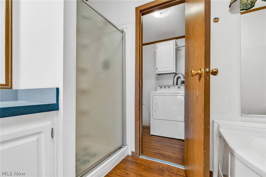 Lakeside Terrace - Residential