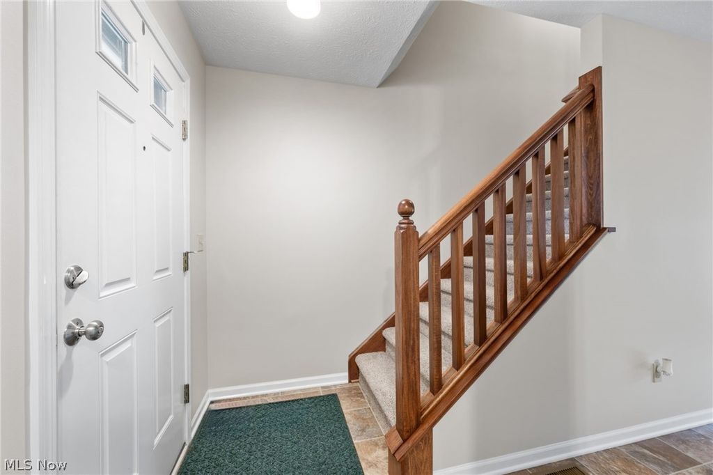 Photo of 342 Angela Lane, Avon Lake, OH 44012 (MLS # 5211064)