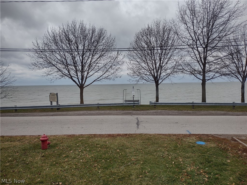 Willobee-On-The-Lake 03 - Residential Lease