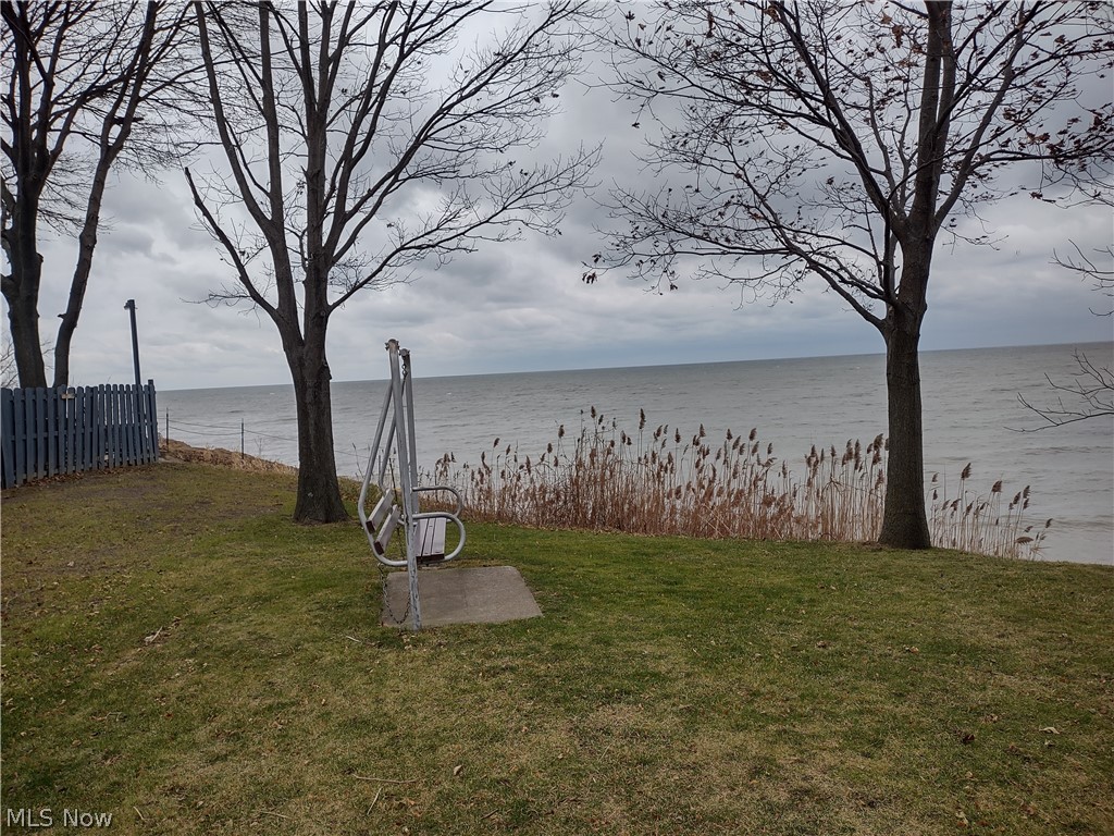 Willobee-On-The-Lake 03 - Residential Lease