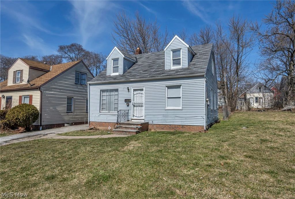 Photo of 9901 Marah Avenue, Cleveland, OH 44104 (MLS # 5196224)