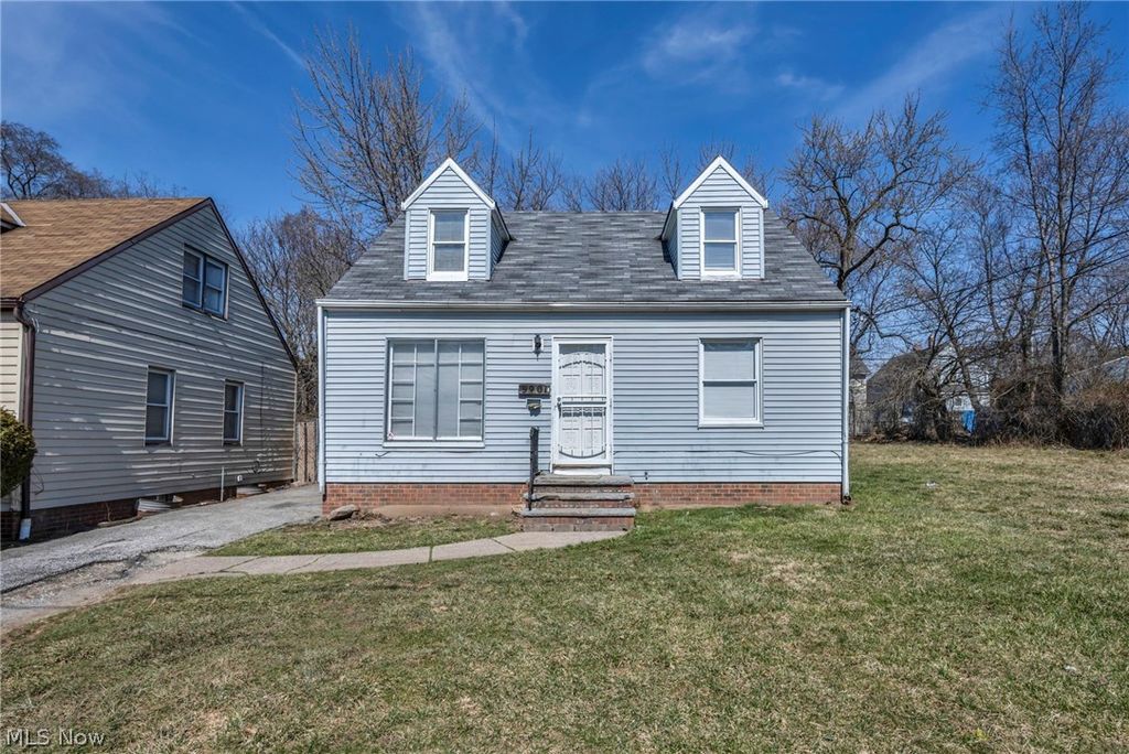 Photo of 9901 Marah Avenue, Cleveland, OH 44104 (MLS # 5196224)