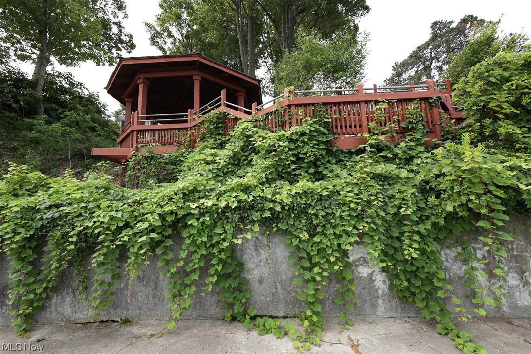 Beach Cliff - Residential