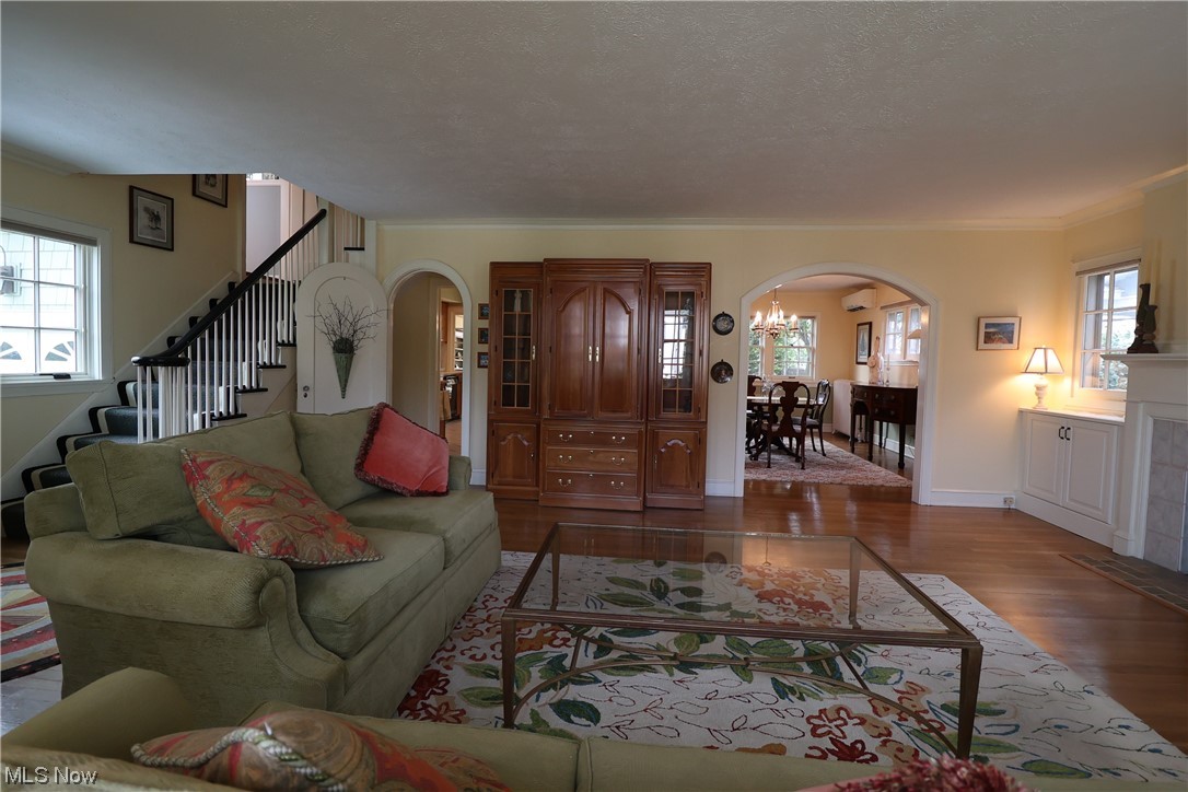 Beach Cliff - Residential