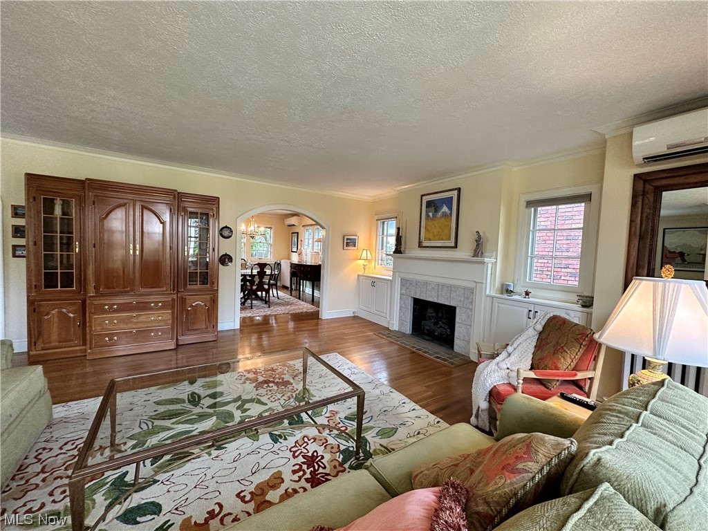 Beach Cliff - Residential