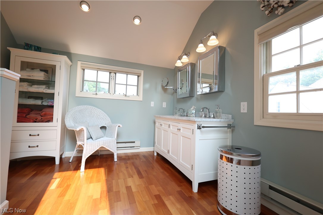 Beach Cliff - Residential