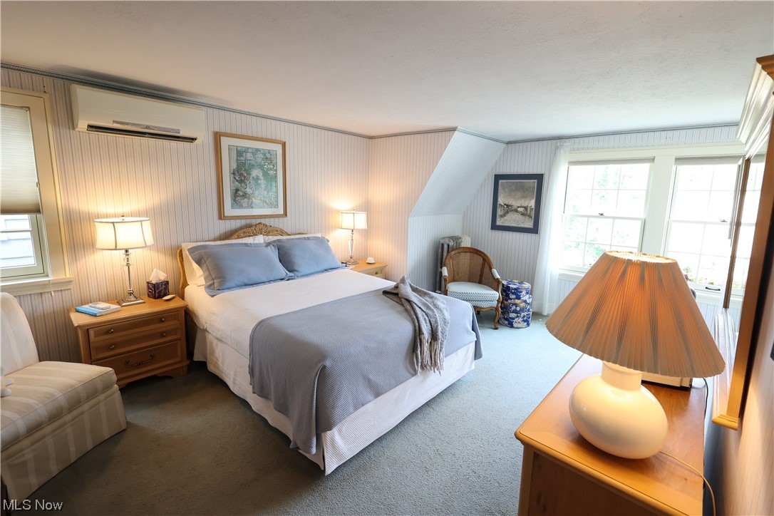 Beach Cliff - Residential