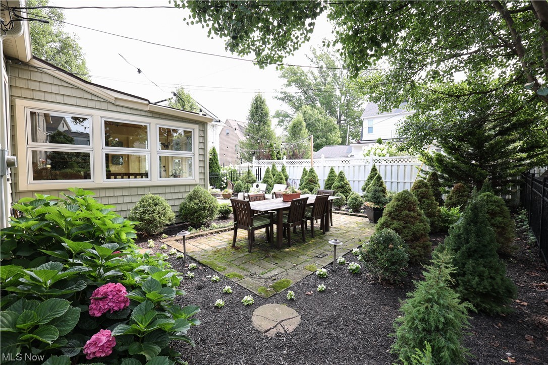 Beach Cliff - Residential