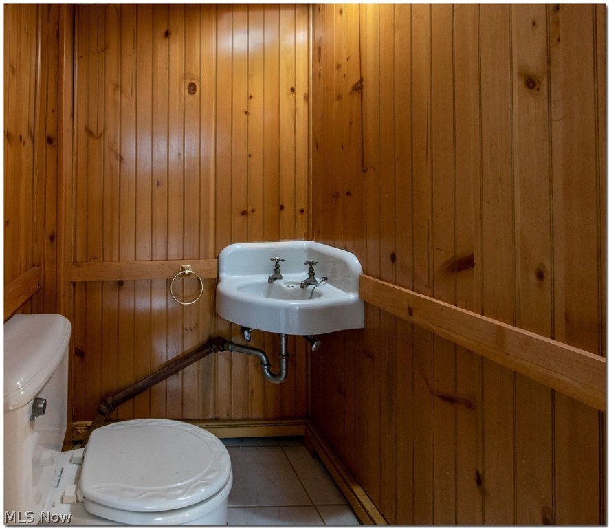 Shaker Heights Land Cos Sub - Residential