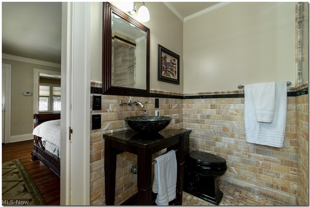 Shaker Heights Land Cos Sub - Residential