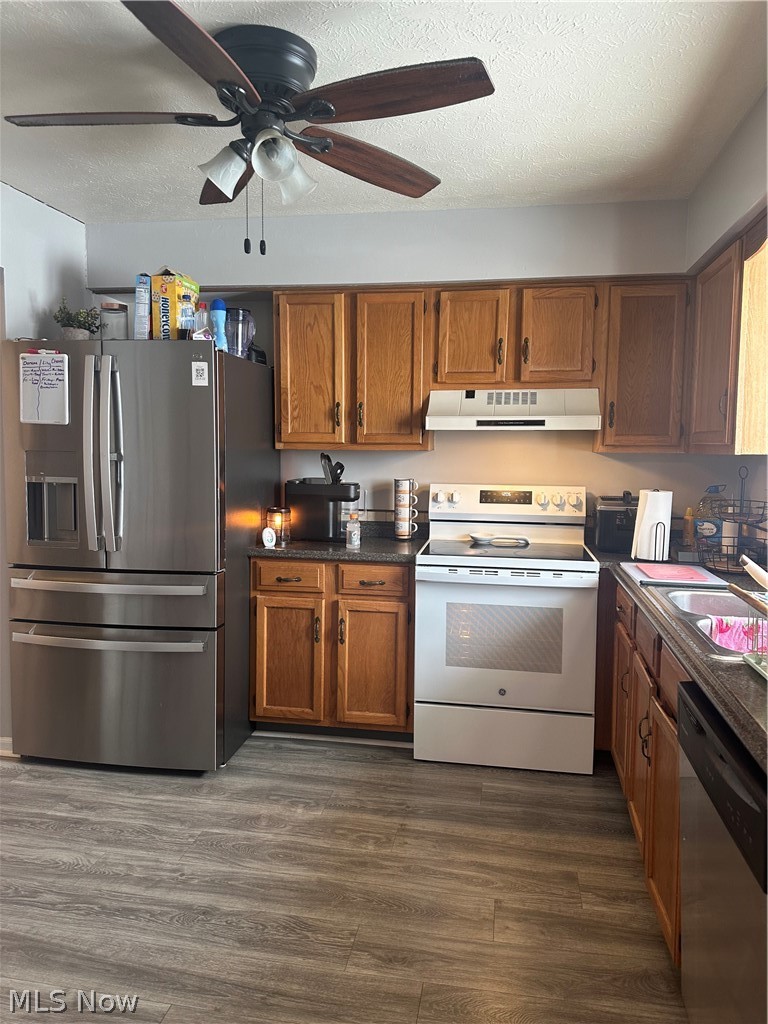 Presidential Square Estates Condo - Residential