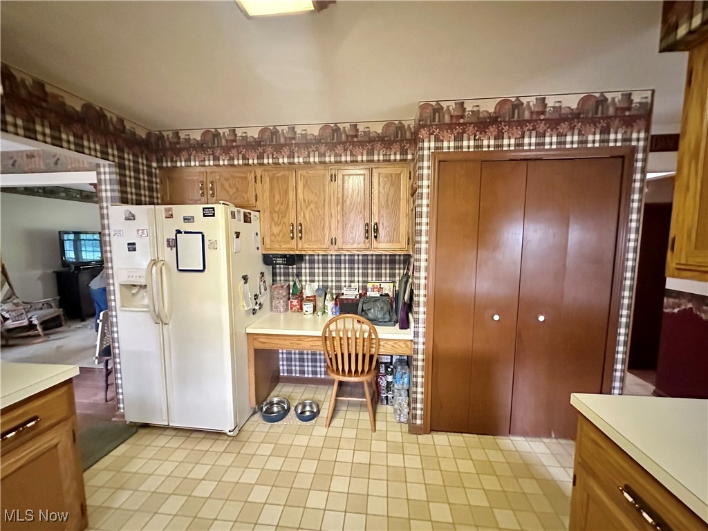 1025 Brimfield Drive, Medina, Ohio image 10