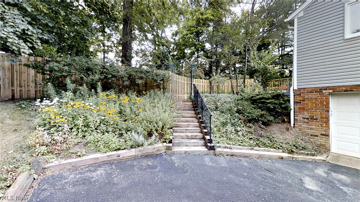 W O Wince - Residential