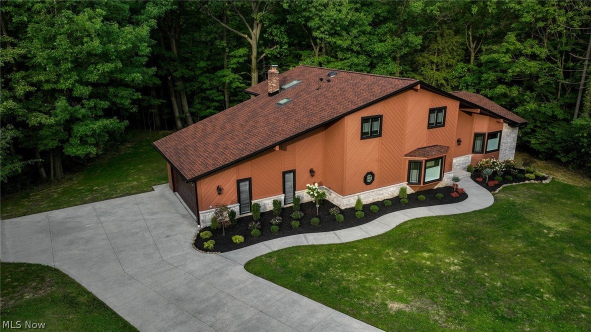 6567 Queens Way