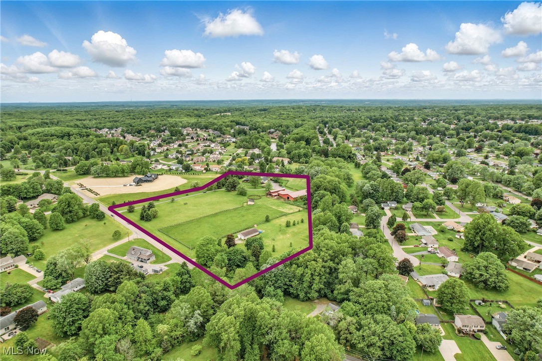 4114 S Raccoon Road, Canfield, Ohio image 4