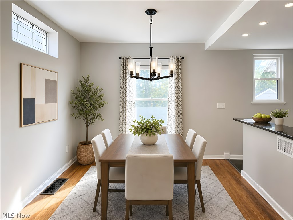 1429 W 38th Street