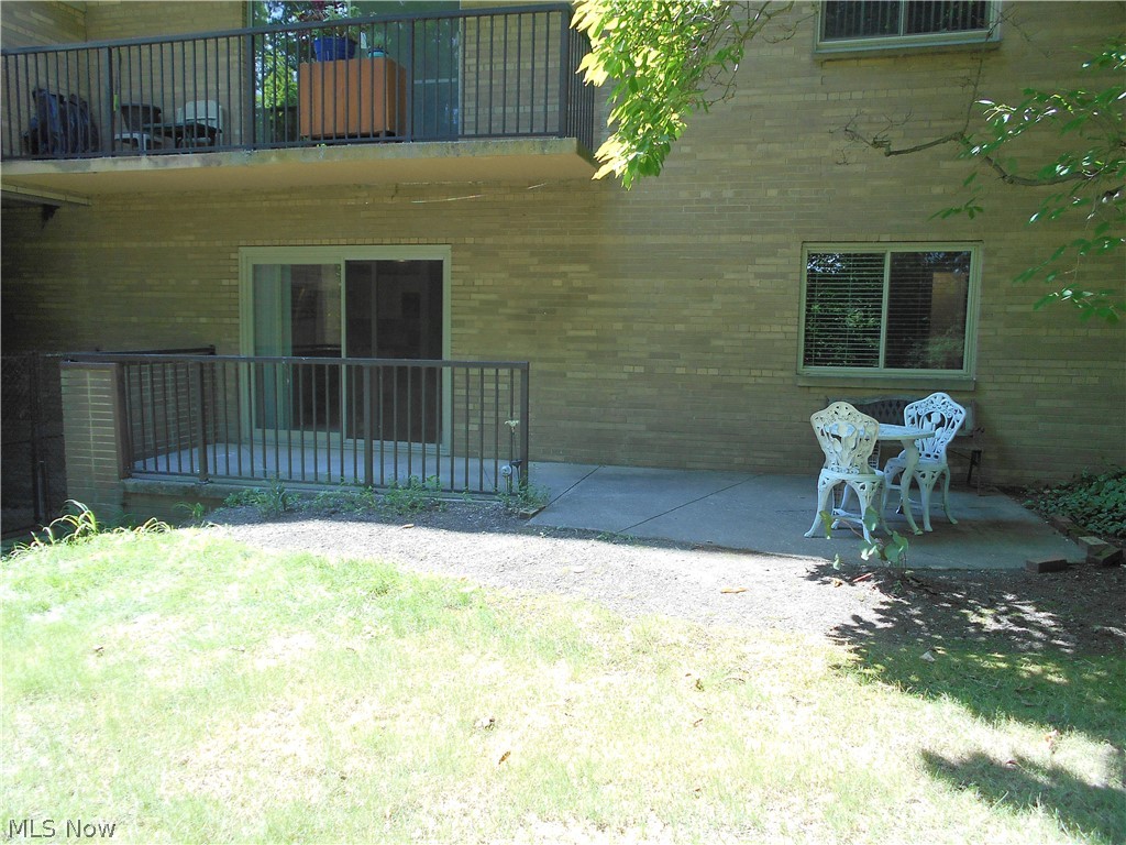 Hilroc Condo - Residential