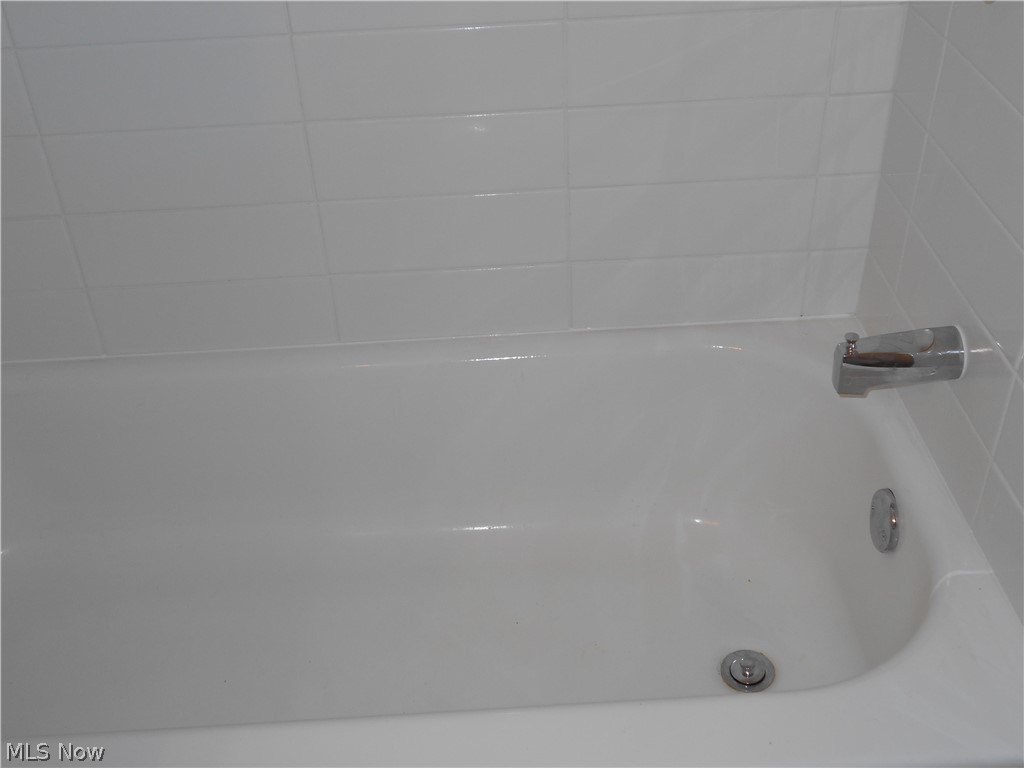 Hilroc Condo - Residential