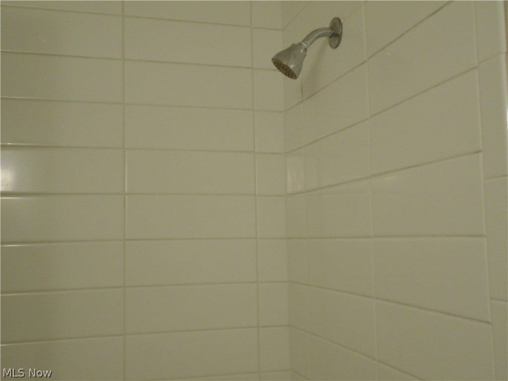 Hilroc Condo - Residential