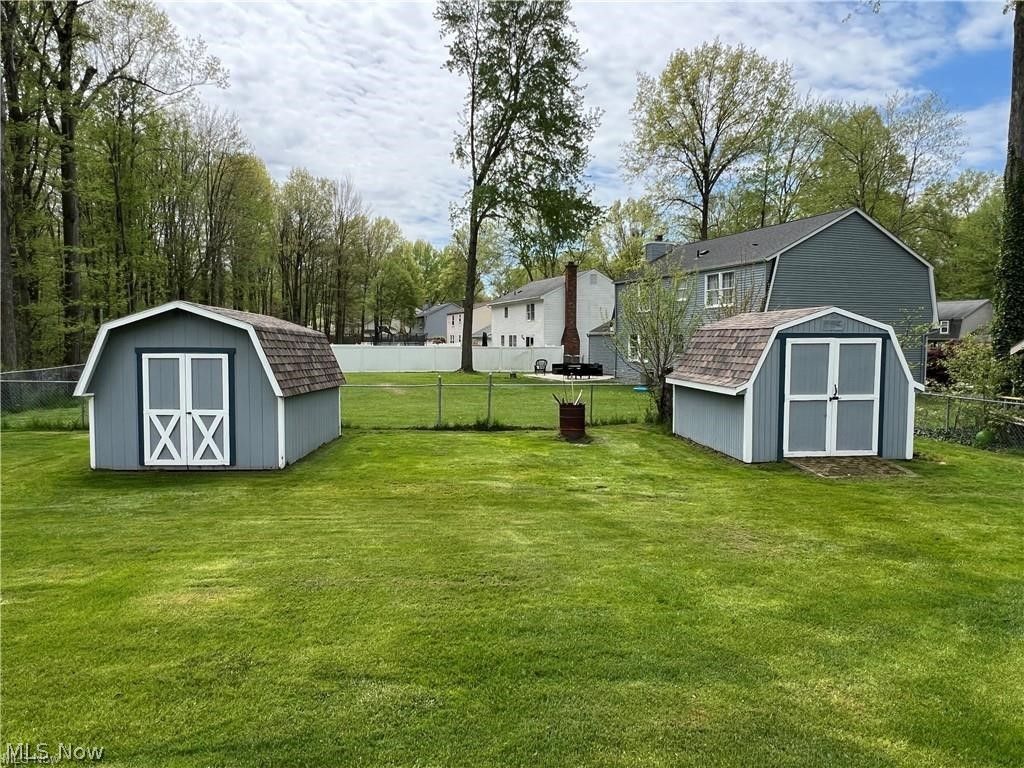 Photo of 8908 Sherwood Drive NE, Warren, OH 44484 (MLS # 5186119)