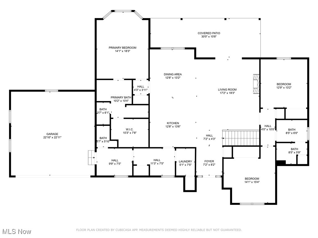 Main image without alt text