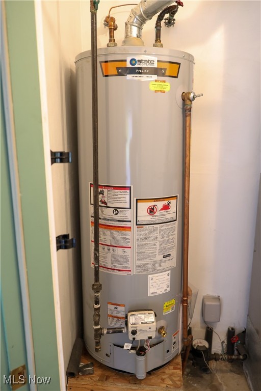 Country Mdws Lk Condo - Residential