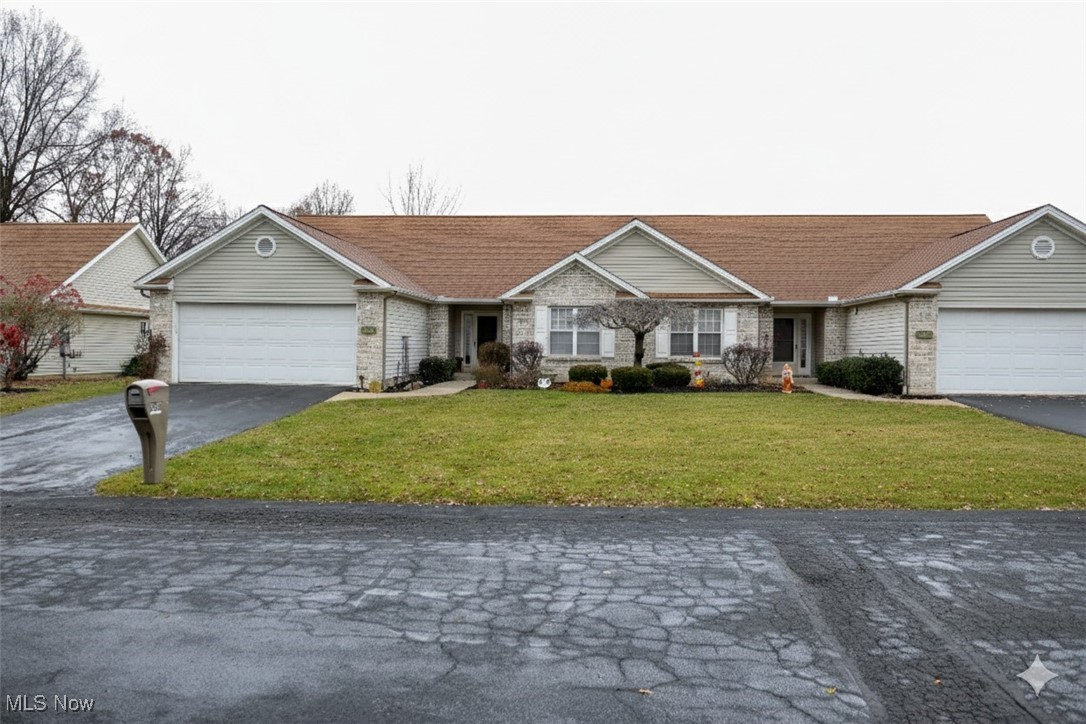 Country Mdws Lk Condo - Residential