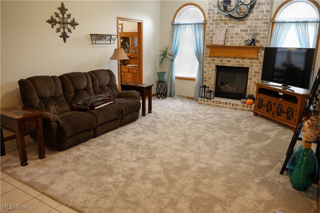 Country Mdws Lk Condo - Residential