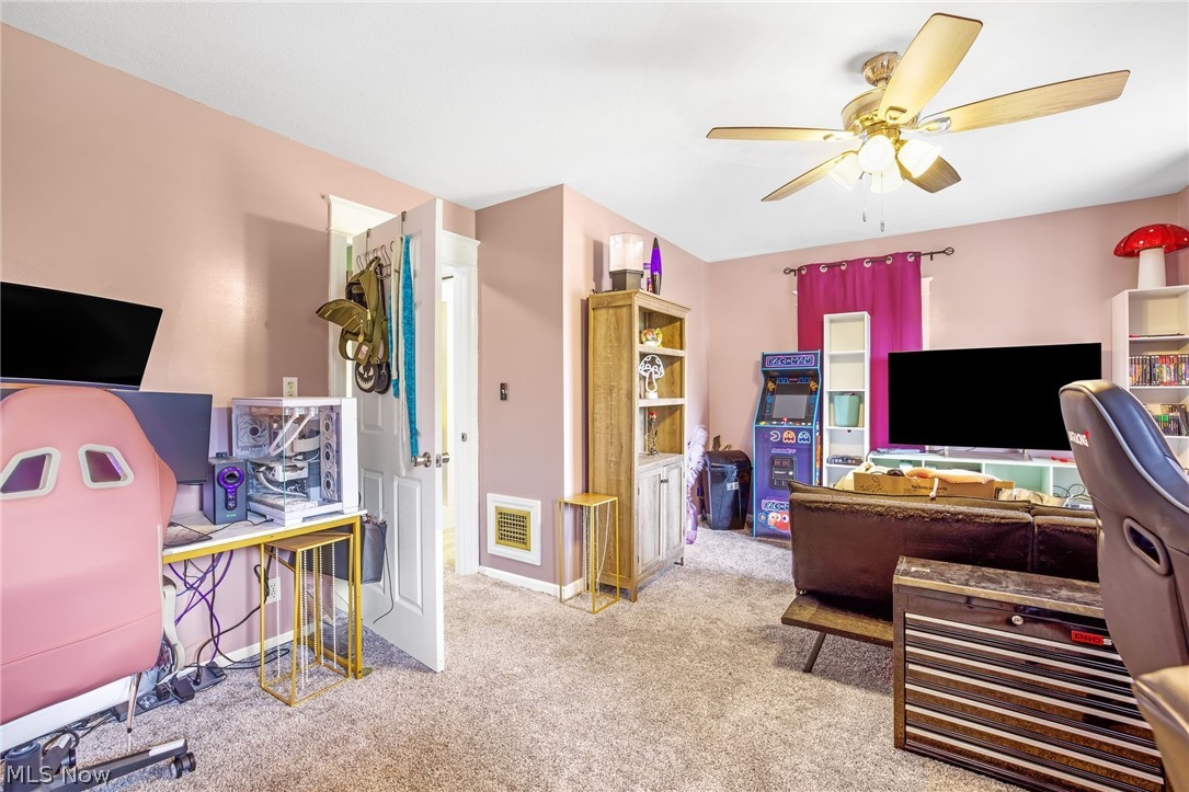 J E Reeves Fourth Add - Residential