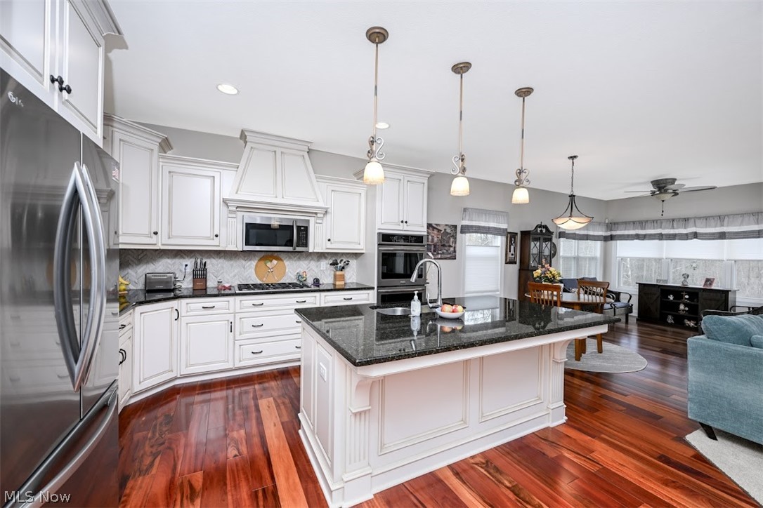 Greenbriar at River Valley - Residential