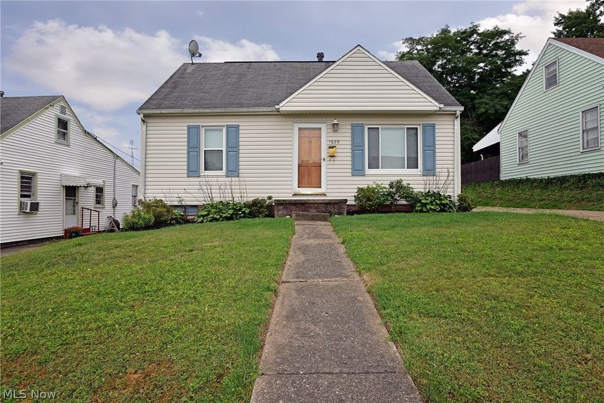 This updated bungalow is ready for new homeowners with an updated kitchen and bath! It has new carpet, additional family room and finished basement. Just needs a new owner! Great location! Come and see!