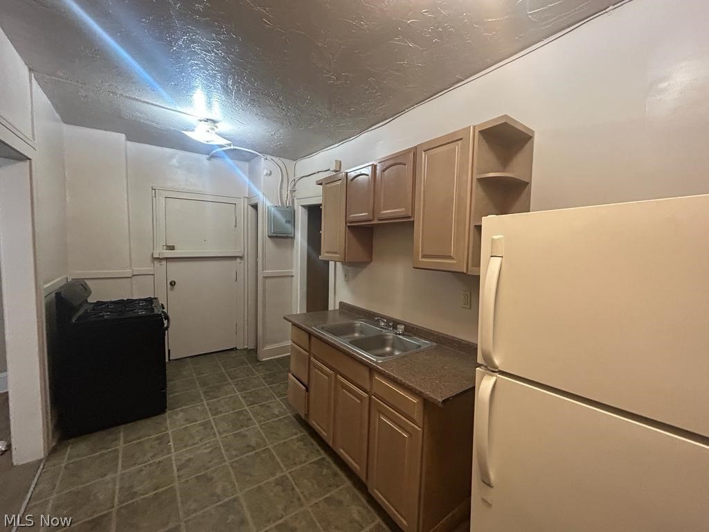 Stone & Thompsons N Noble Road - Residential Lease