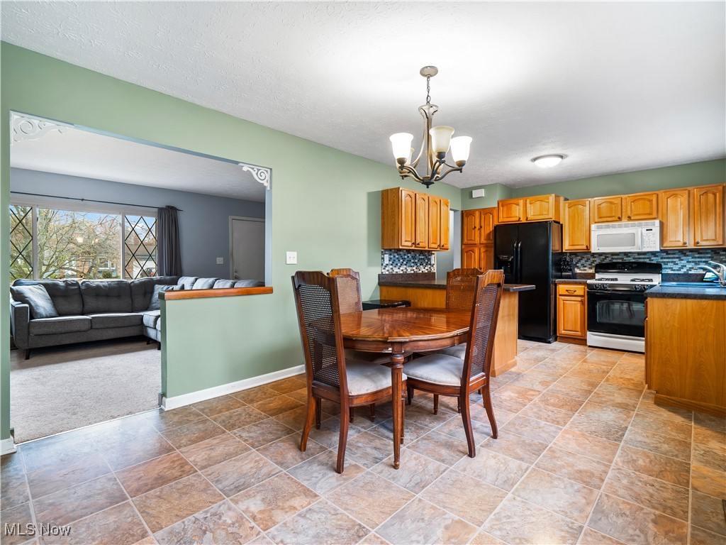 K & L Bldrs Inc Oxford Park - Residential